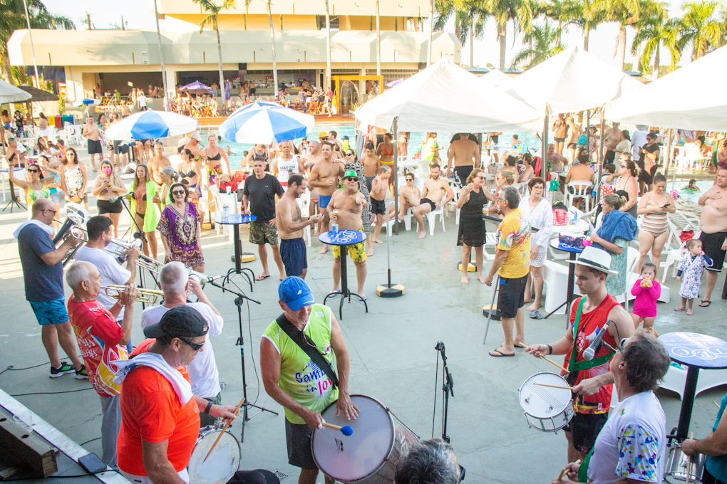 Carnaval nas Piscinas – Sábado