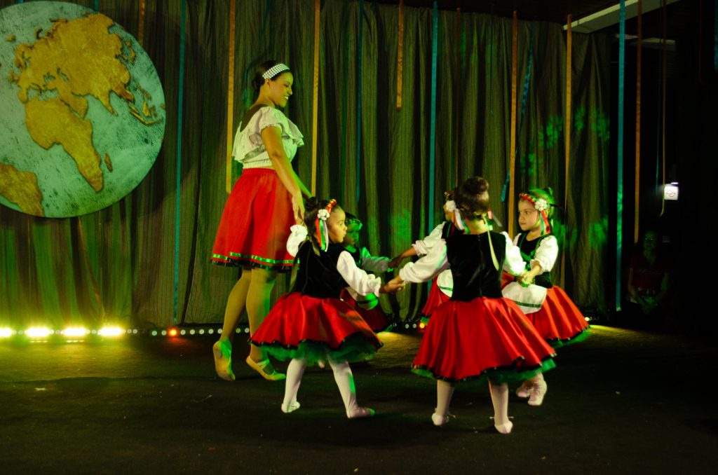 Festival de Inverno “Identidade” (ballet)