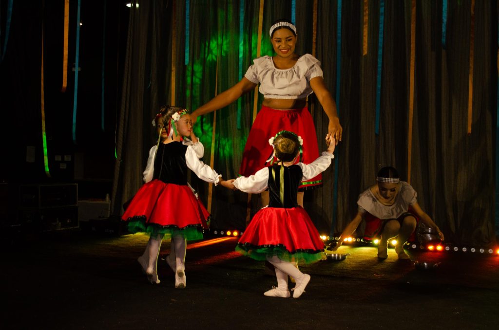 Festival de Inverno “Identidade” (ballet)