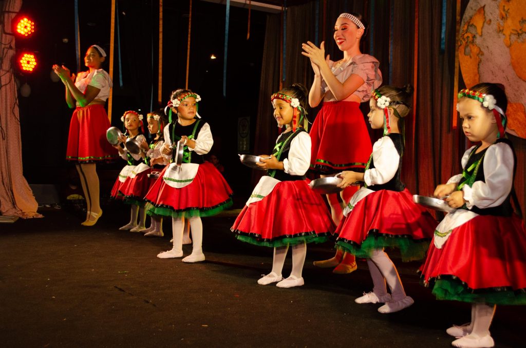 Festival de Inverno “Identidade” (ballet)