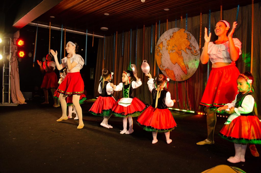 Festival de Inverno “Identidade” (ballet)