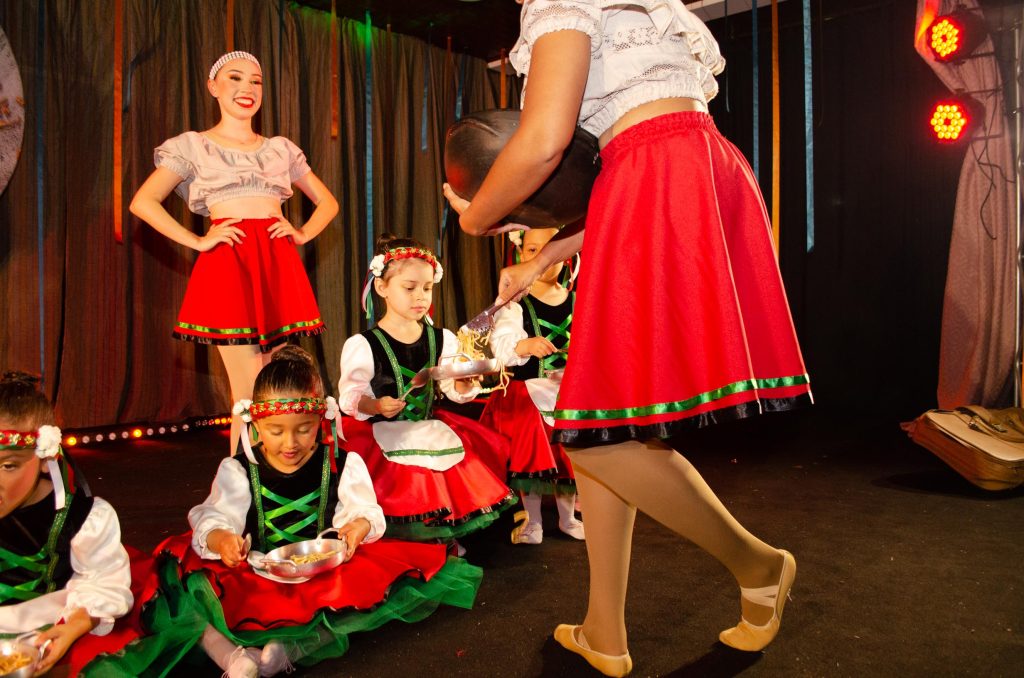 Festival de Inverno “Identidade” (ballet)