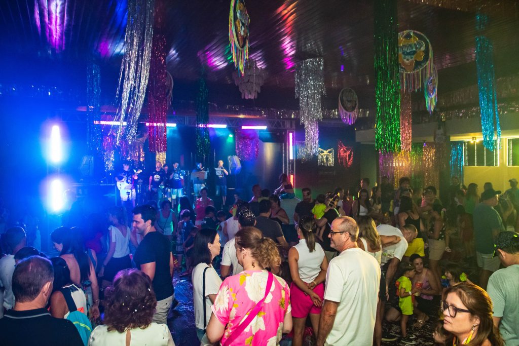 Matinês Carnavalescas 2024 – Domingo