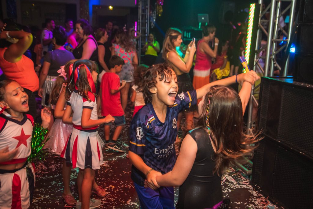 Matinês Carnavalescas 2024 – Domingo