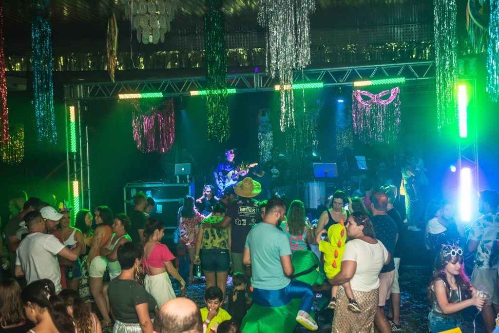 Matinês Carnavalescas 2024 – Domingo