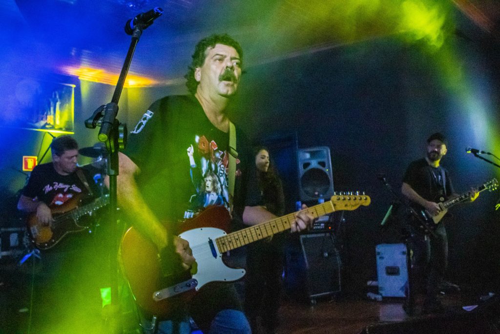 Esportiva In Rock