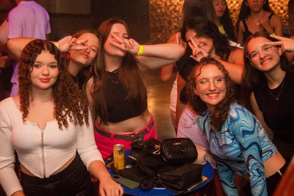 TEC Beats – Festa Neon