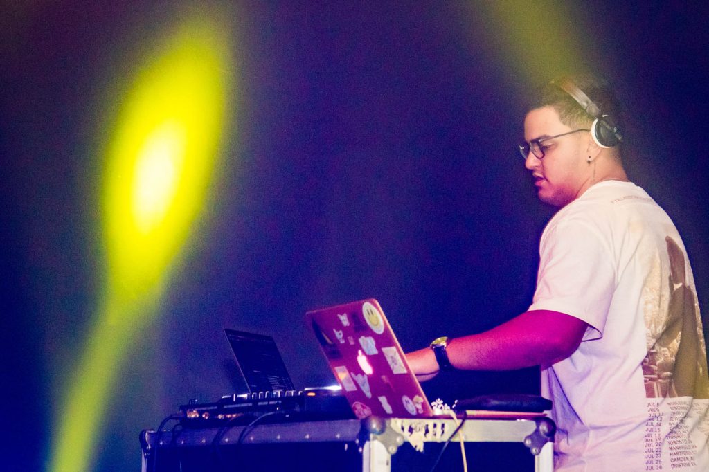TEC Beats – Festa Neon