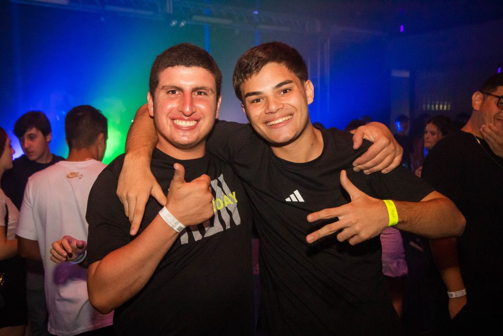 TEC Beats – Festa Neon