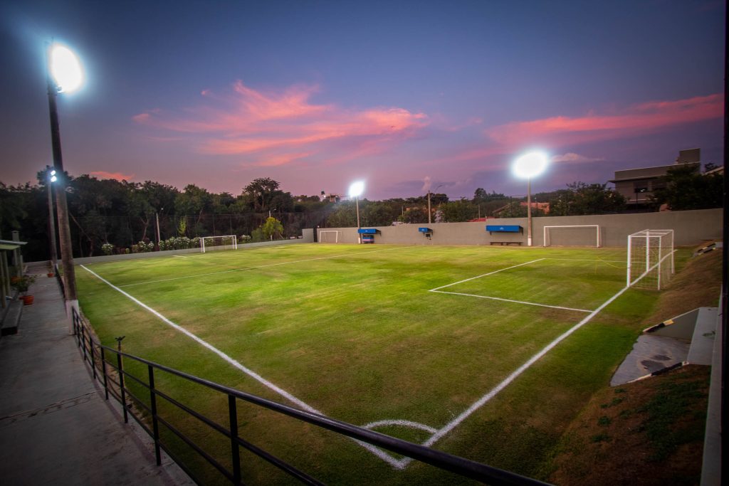 Modernização da iluminação da área esportiva da sede campestre