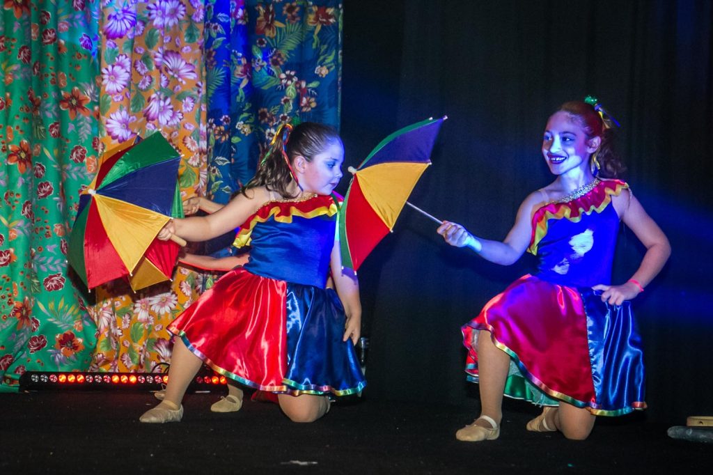 Espetáculo de dança “Êta, Nordeste!”