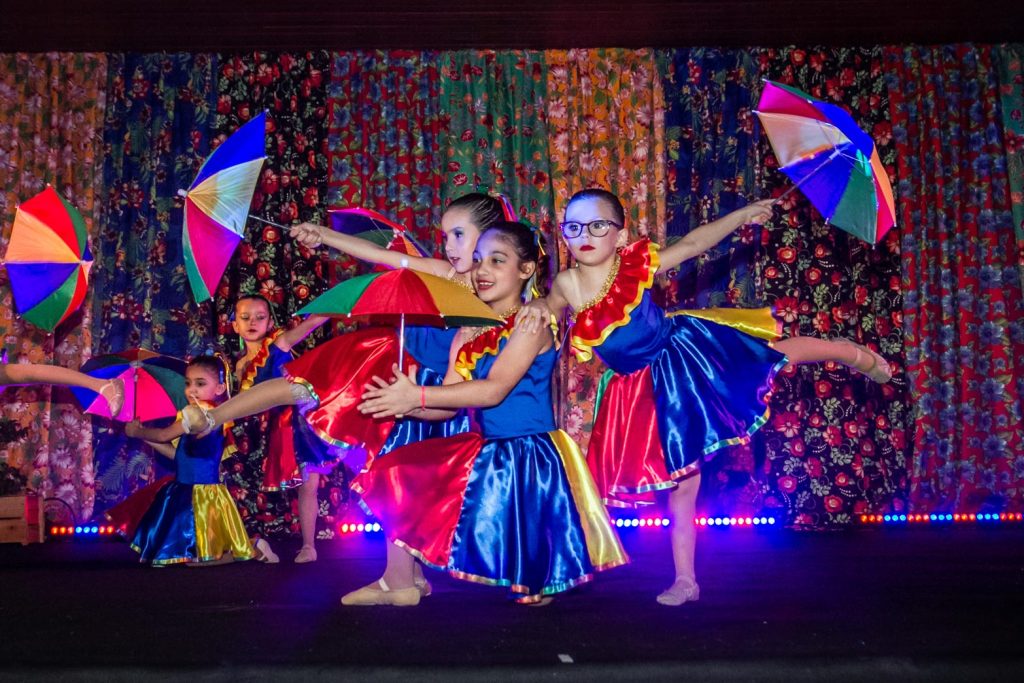 Espetáculo de dança “Êta, Nordeste!”