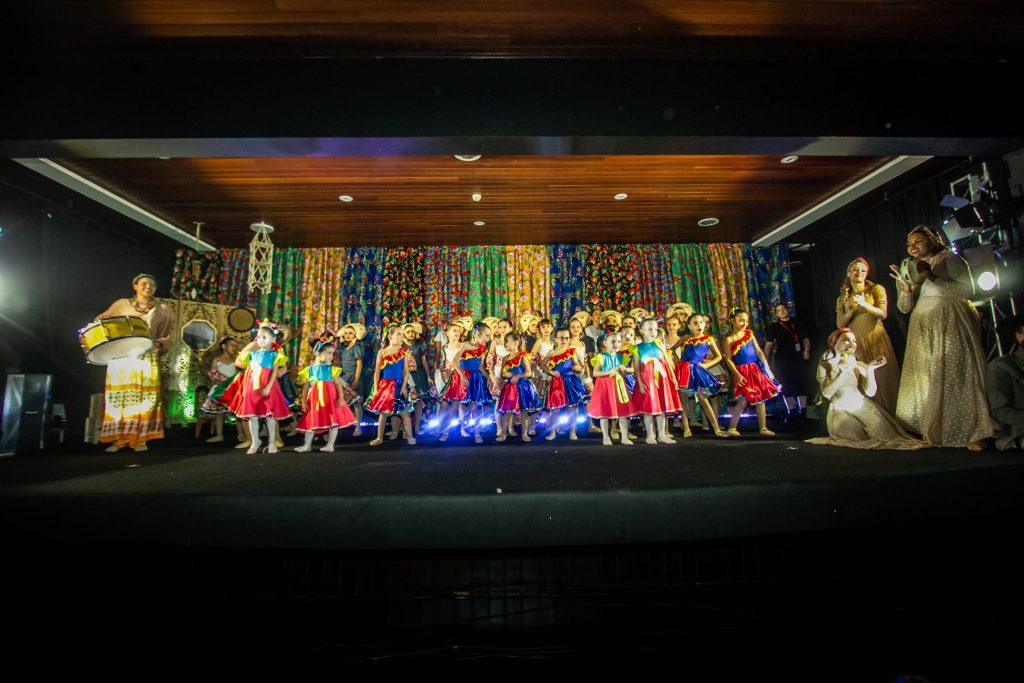 Espetáculo de dança “Êta, Nordeste!”