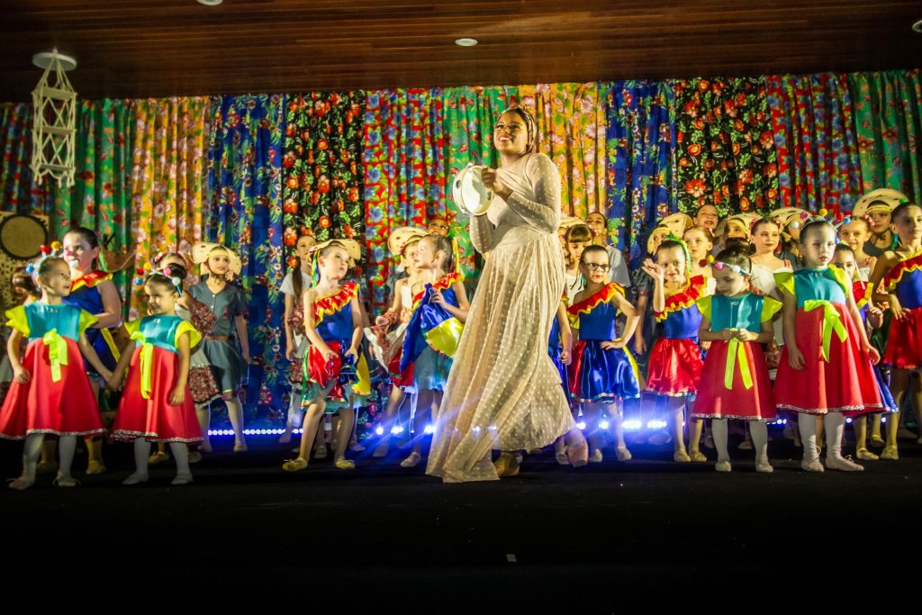 Espetáculo de dança “Êta, Nordeste!”
