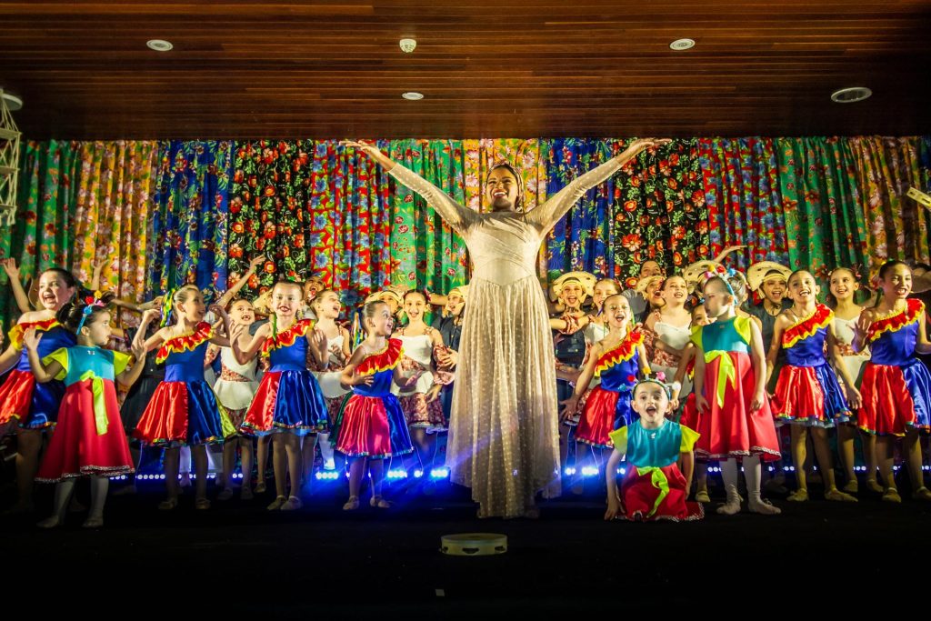 Espetáculo de dança “Êta, Nordeste!”
