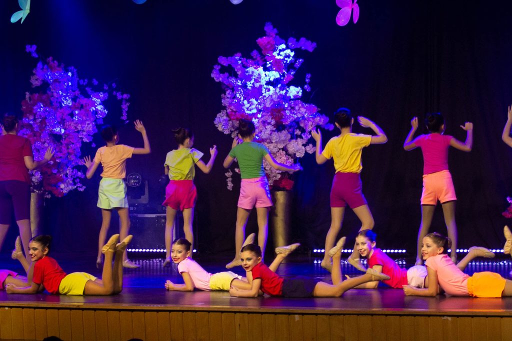 Espetáculo de dança Era uma vez