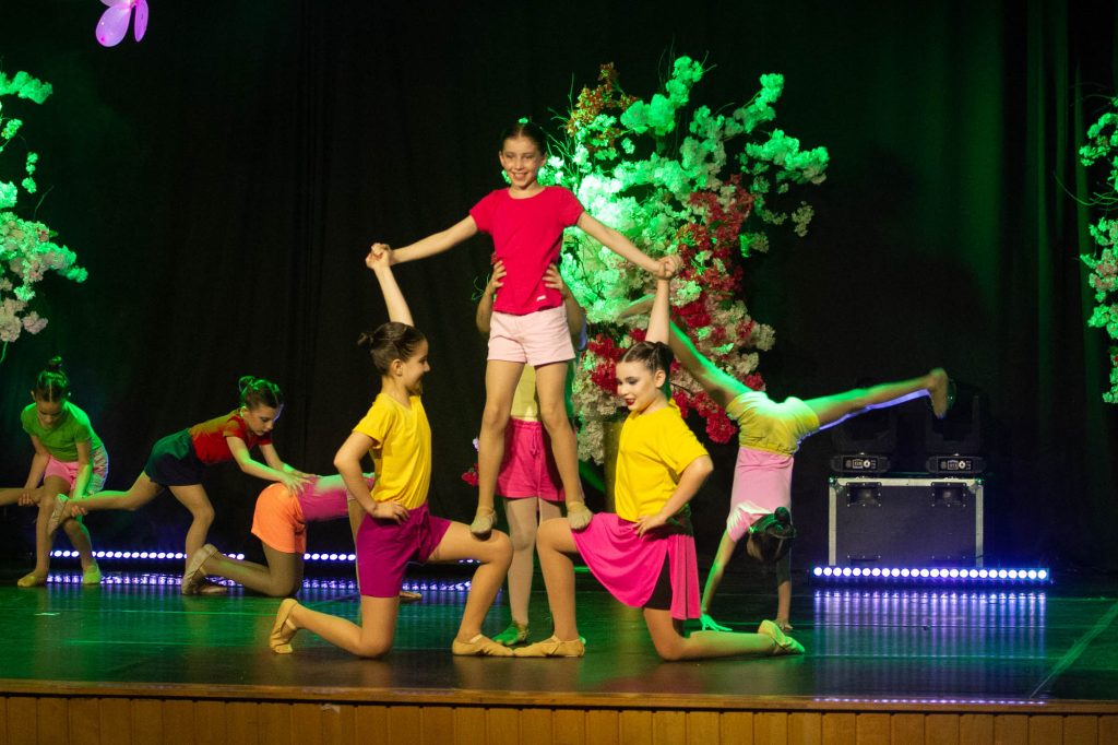 Espetáculo de dança Era uma vez