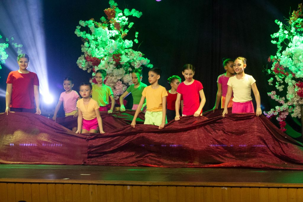 Espetáculo de dança Era uma vez