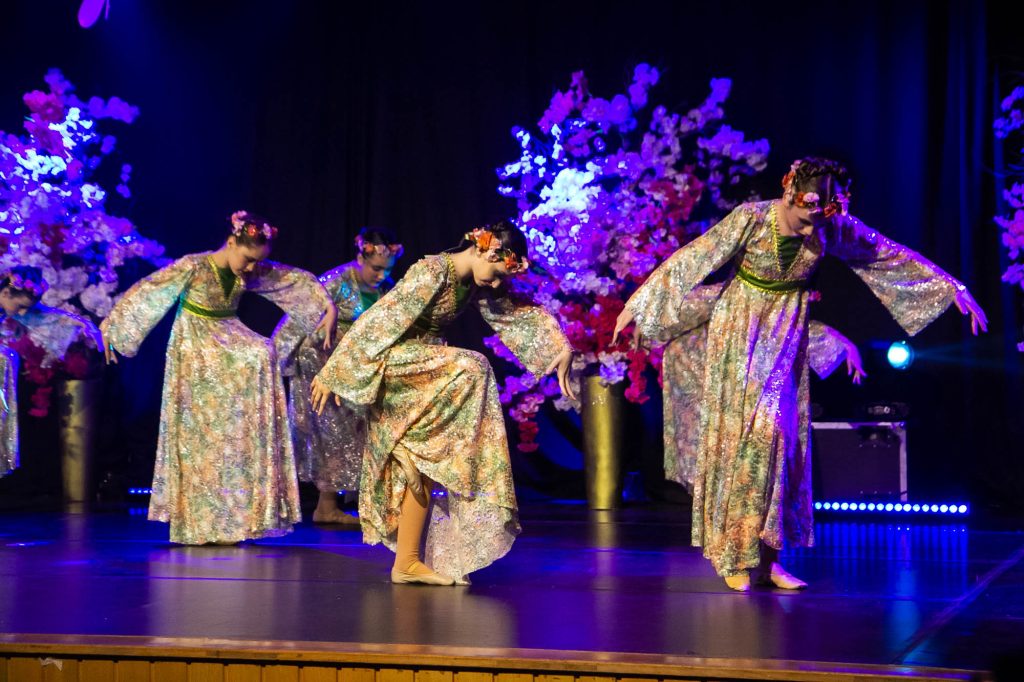 Espetáculo de dança Era uma vez