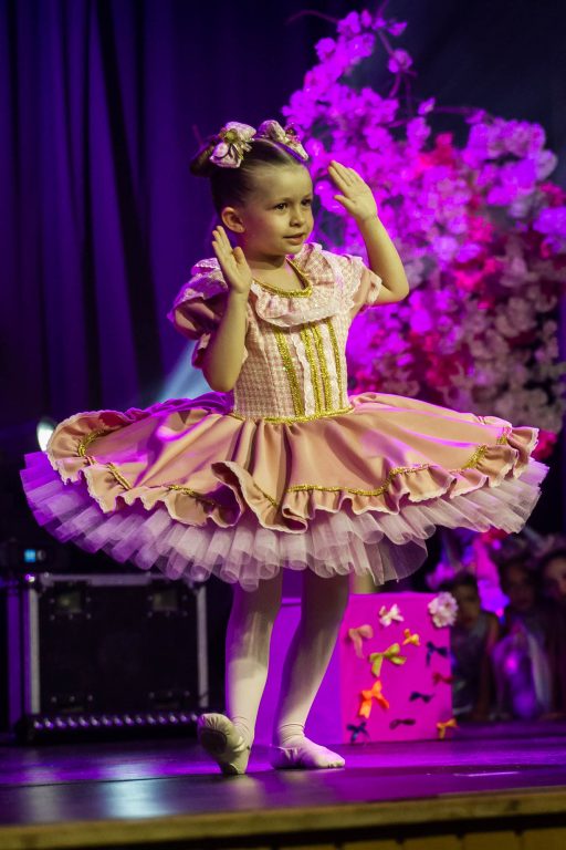 Espetáculo de dança Era uma vez