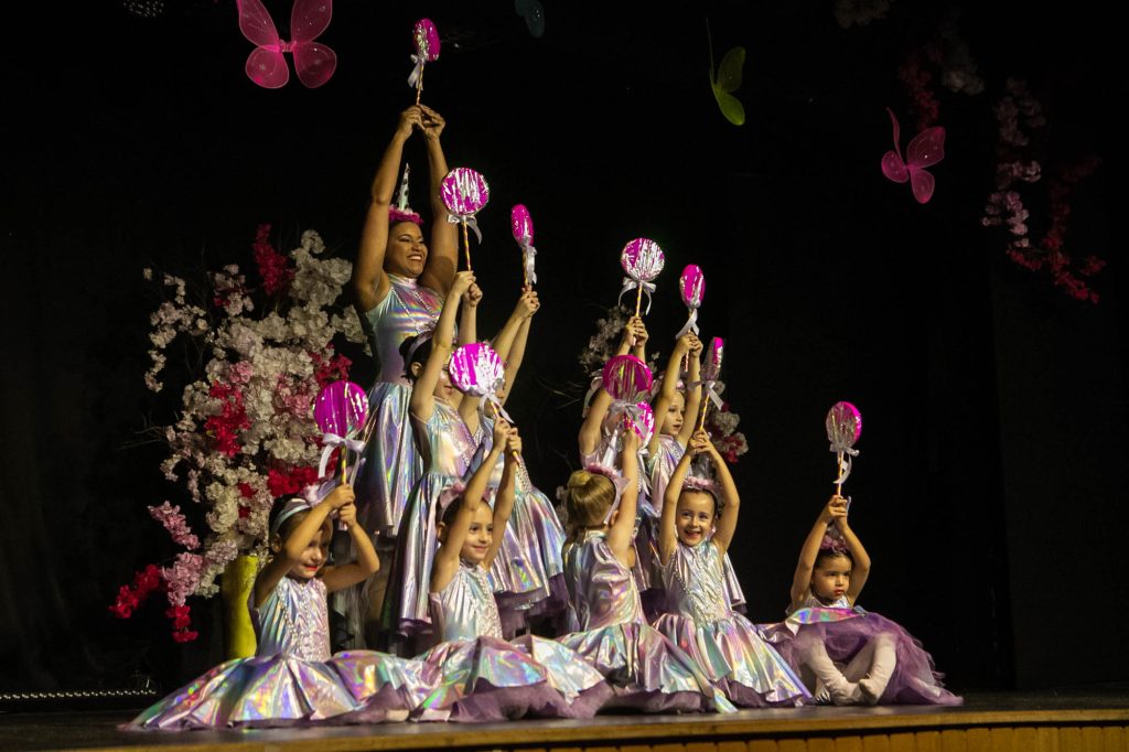 Espetáculo de dança Era uma vez