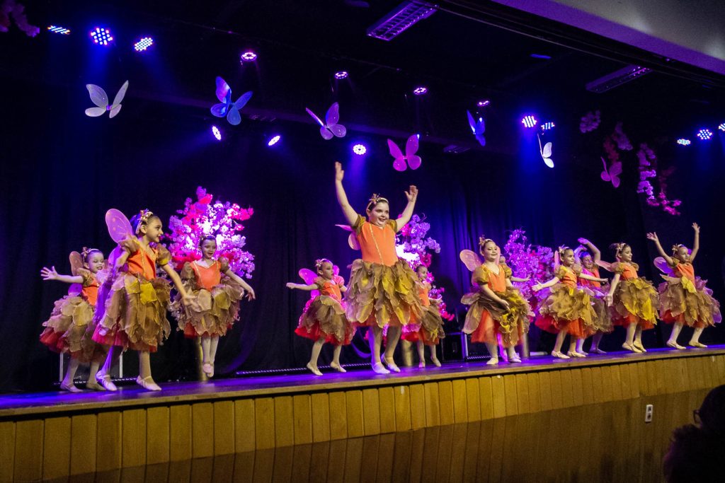 Espetáculo de dança Era uma vez