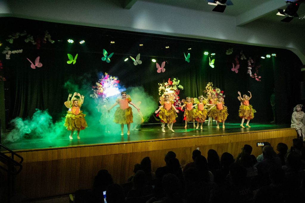 Espetáculo de dança Era uma vez