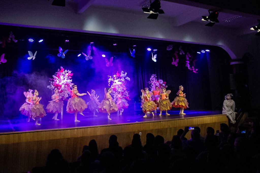 Espetáculo de dança Era uma vez