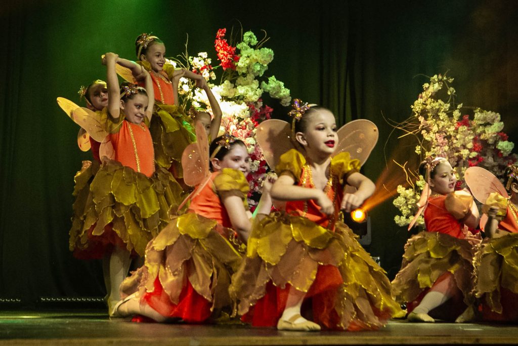 Espetáculo de dança Era uma vez