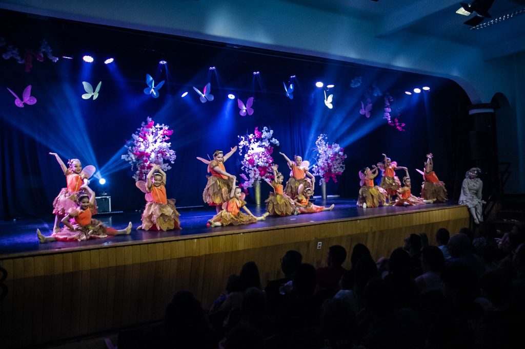 Espetáculo de dança Era uma vez