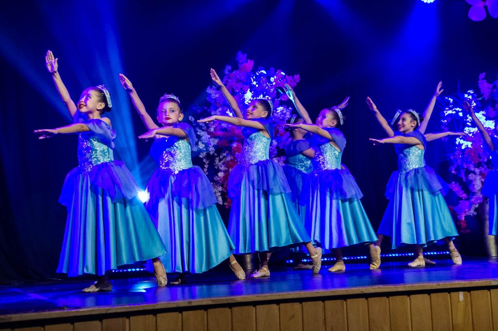 Espetáculo de dança Era uma vez