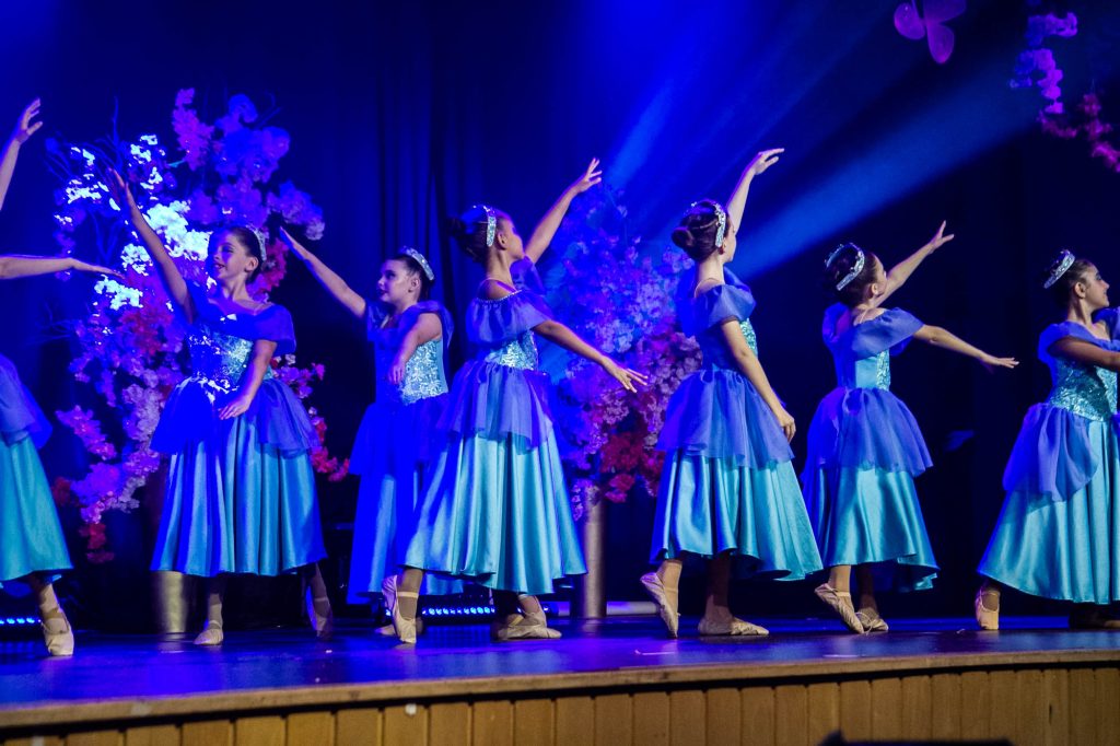Espetáculo de dança Era uma vez