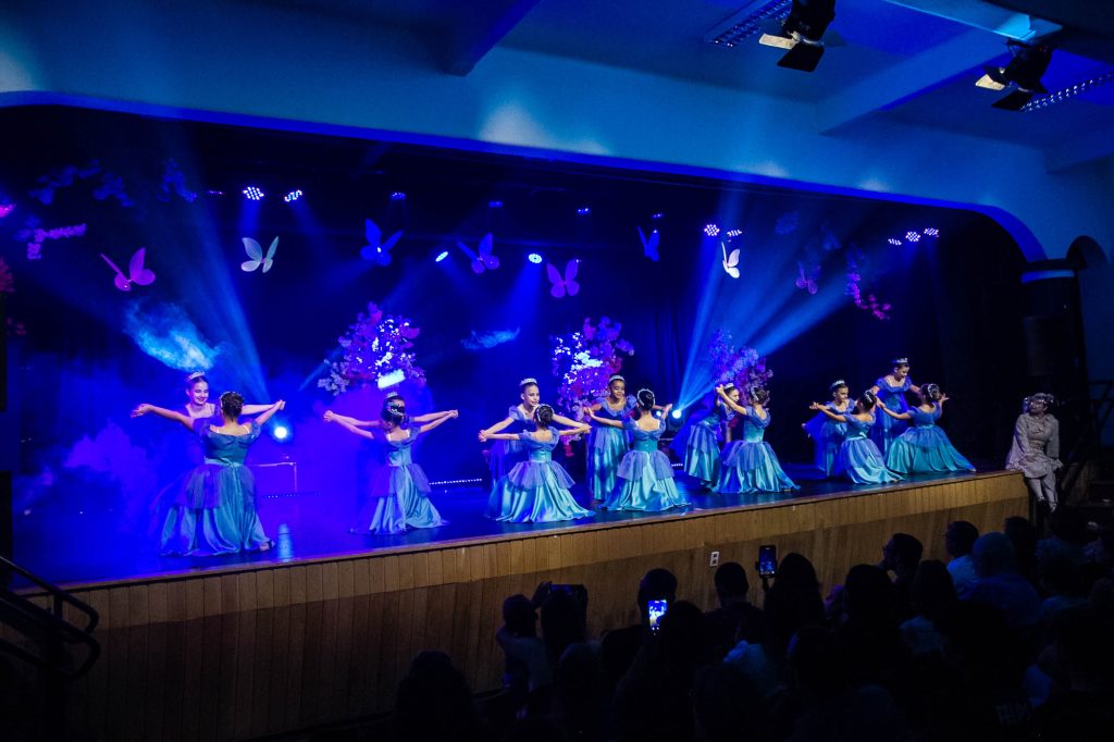 Espetáculo de dança Era uma vez