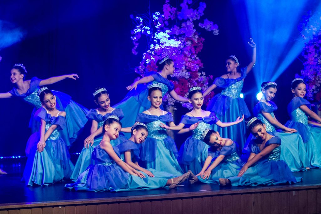 Espetáculo de dança Era uma vez