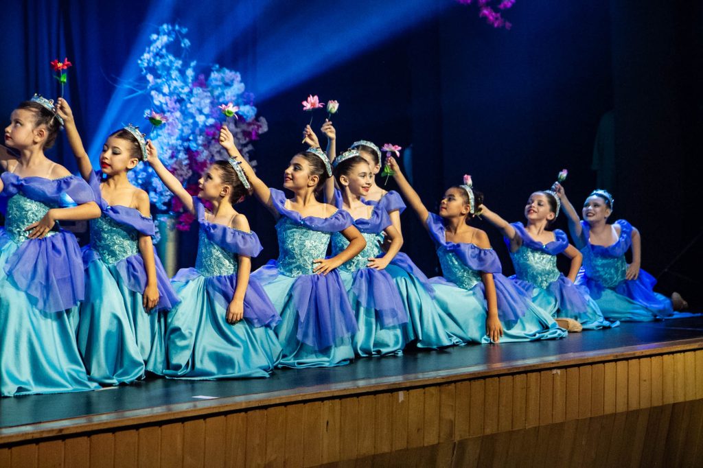 Espetáculo de dança Era uma vez