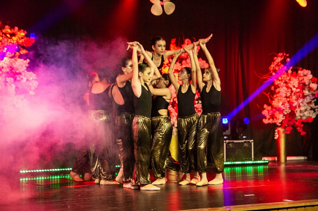 Espetáculo de dança Era uma vez