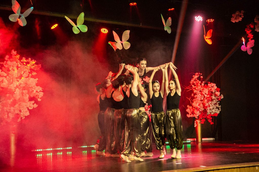 Espetáculo de dança Era uma vez