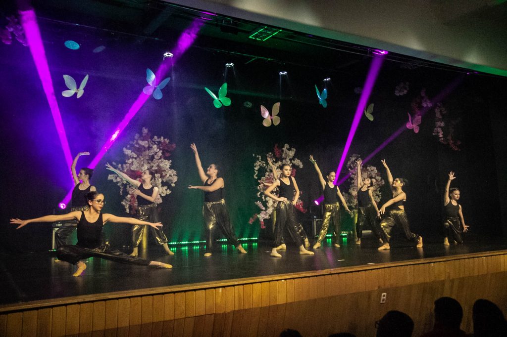 Espetáculo de dança Era uma vez