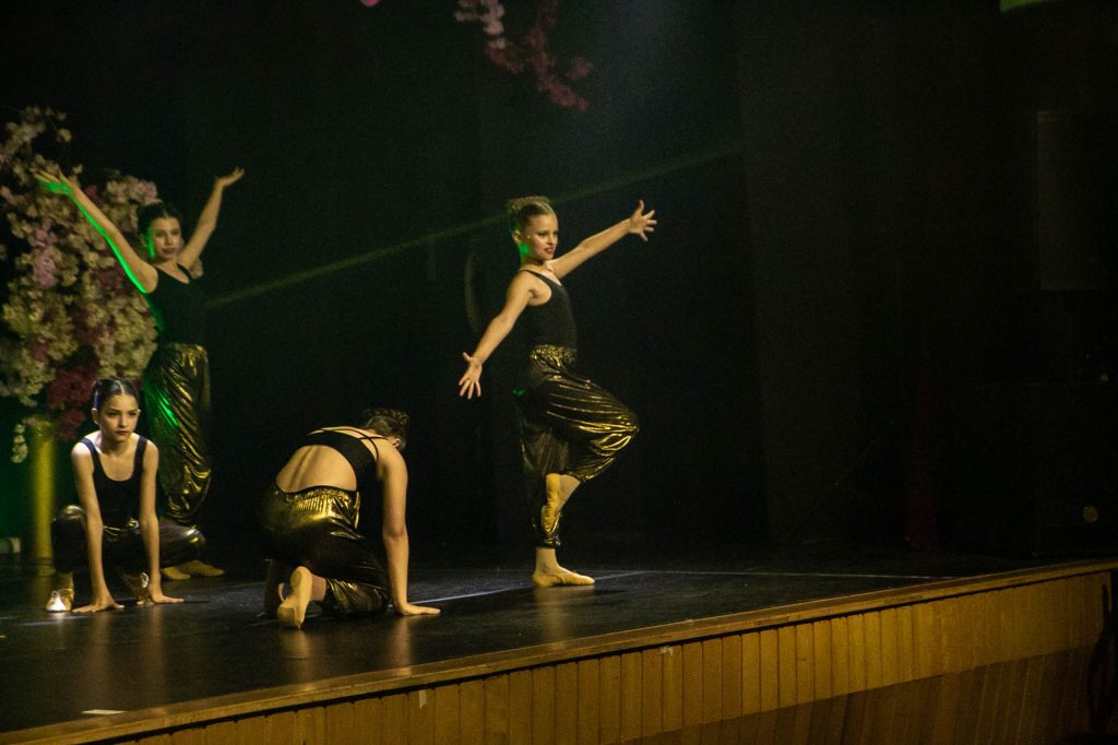 Espetáculo de dança Era uma vez