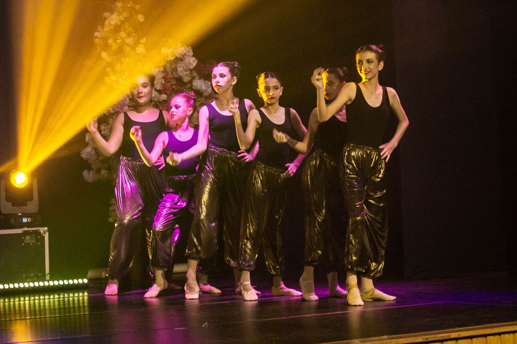 Espetáculo de dança Era uma vez