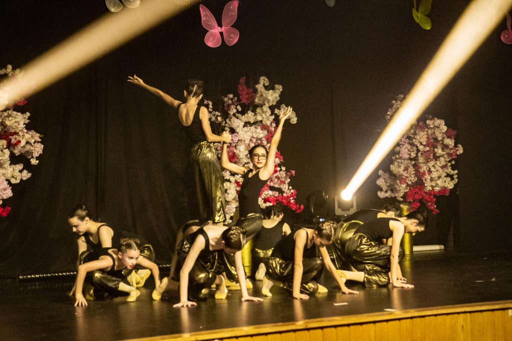 Espetáculo de dança Era uma vez