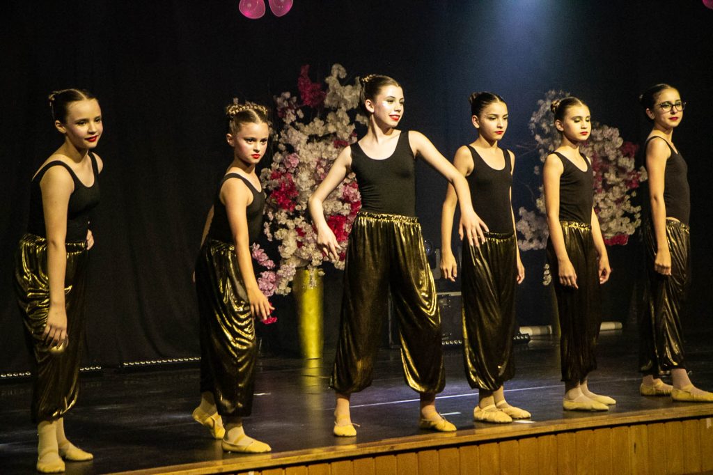 Espetáculo de dança Era uma vez