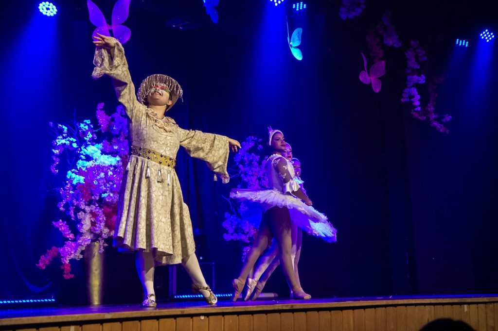 Espetáculo de dança Era uma vez