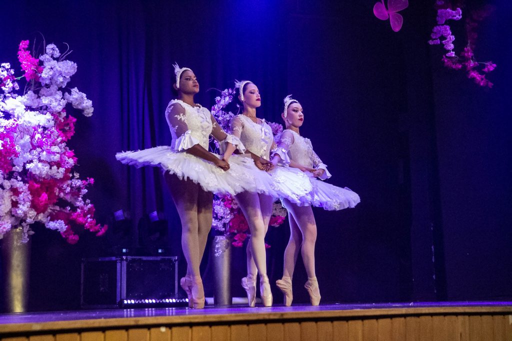 Espetáculo de dança Era uma vez