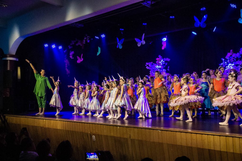 Espetáculo de dança Era uma vez