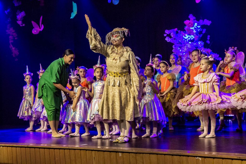 Espetáculo de dança Era uma vez