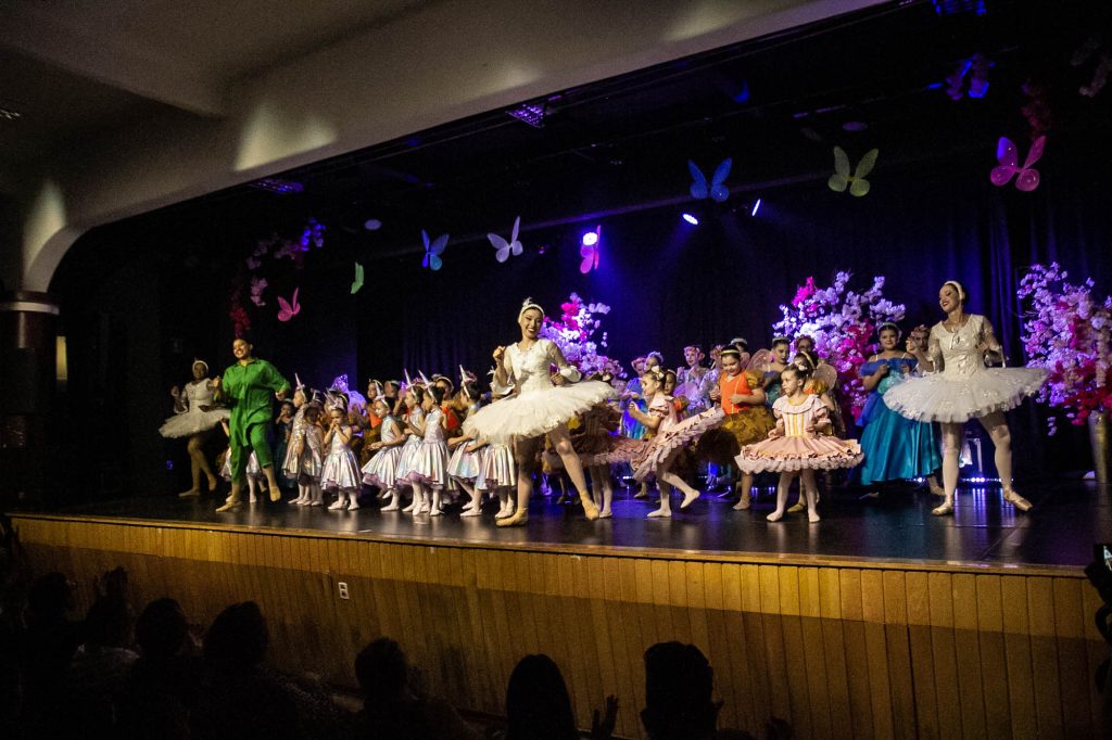 Espetáculo de dança Era uma vez