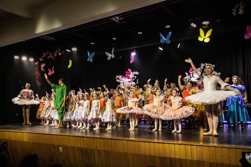 Espetáculo de dança Era uma vez