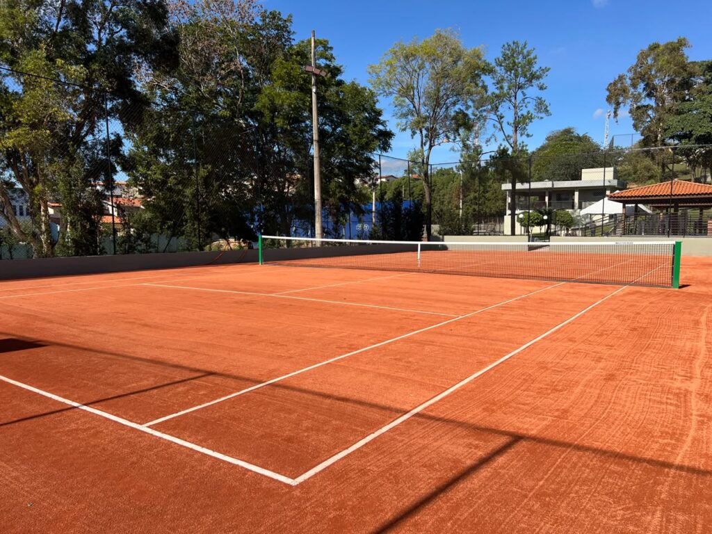 Inauguração da nova quadra de tênis de campo