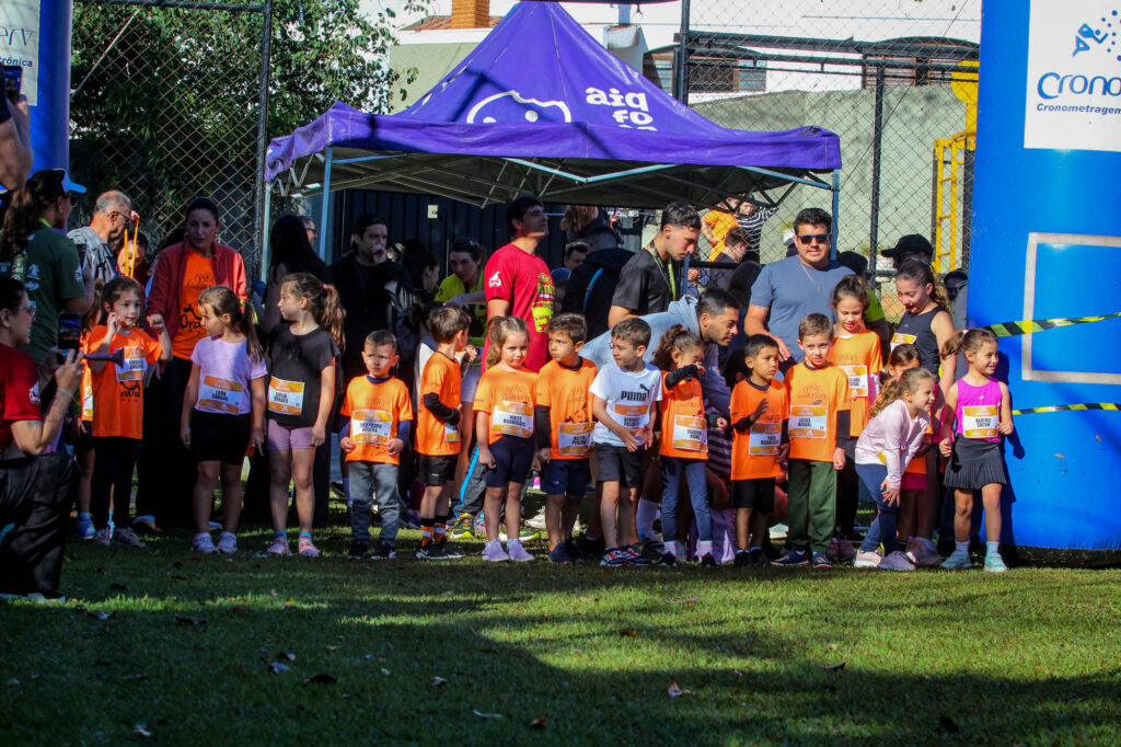 TEC Kids Running Orange Toys